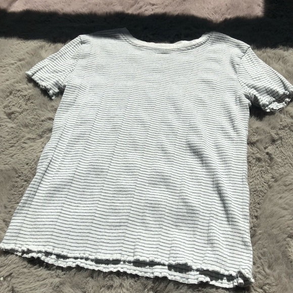 BOAT HOUSE TOP - Picture 2 of 3